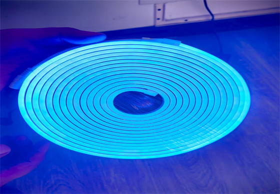 Alto brilho RGB Full Color DC12V Neon Flexível Luz de Faixa LED Para Iluminação Flexível de Cinta de Parede