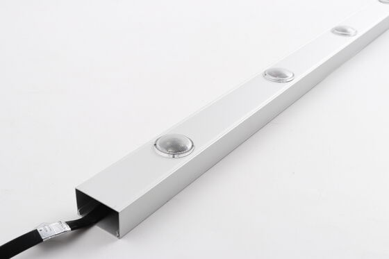 Luzes de ponto LED RGBW de longa distância à prova d'água IP67 12V 24V 36V, iluminação decorativa de Natal para fachadas de edifícios externos